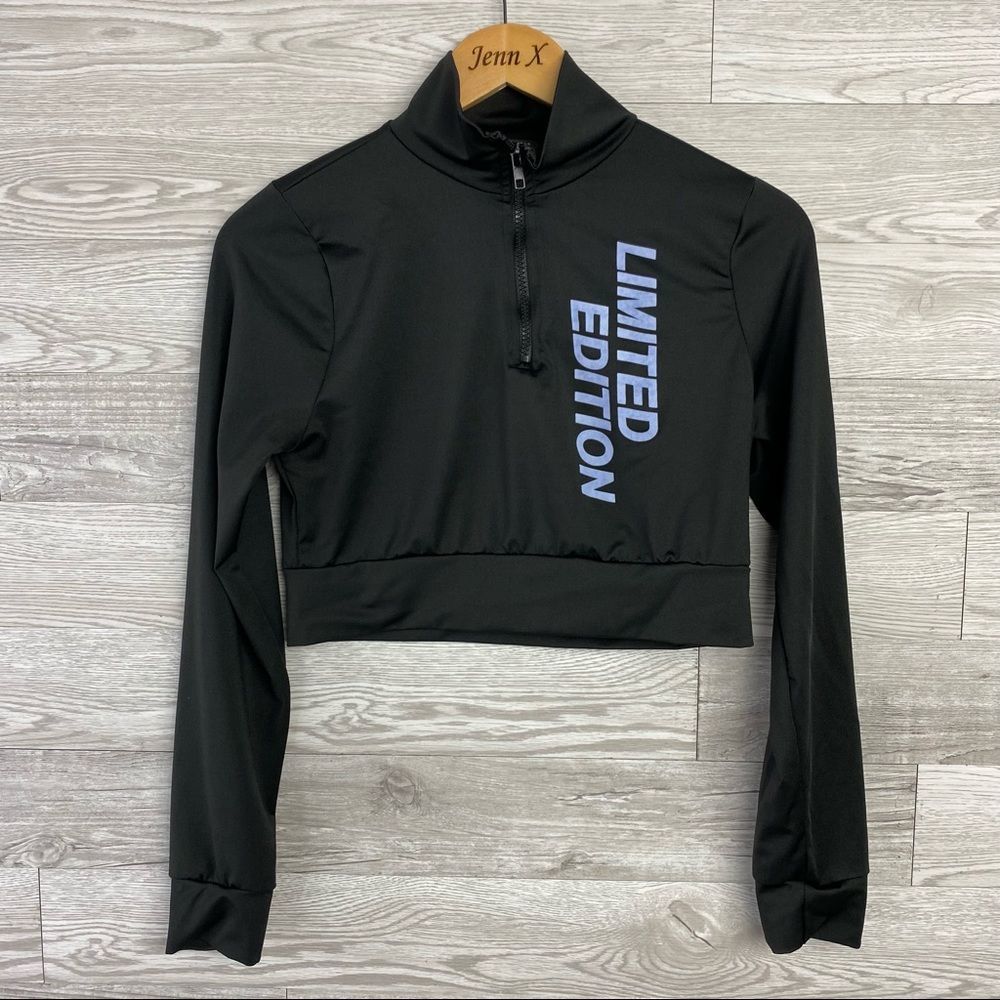 G Mini Limited Edition Black long Sleeve Crop Top